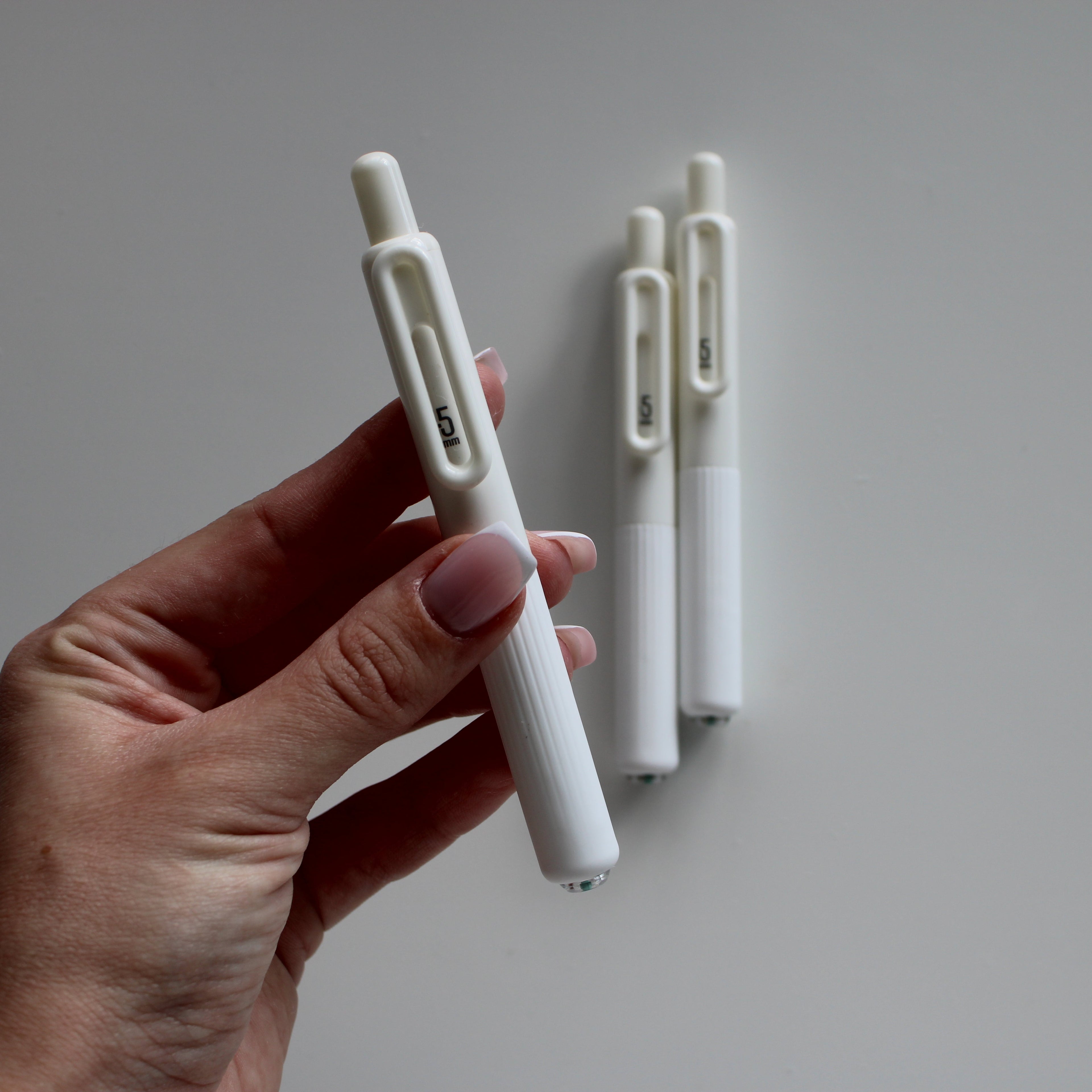 ✒️ Ivory Precision 0.5 mm Pen